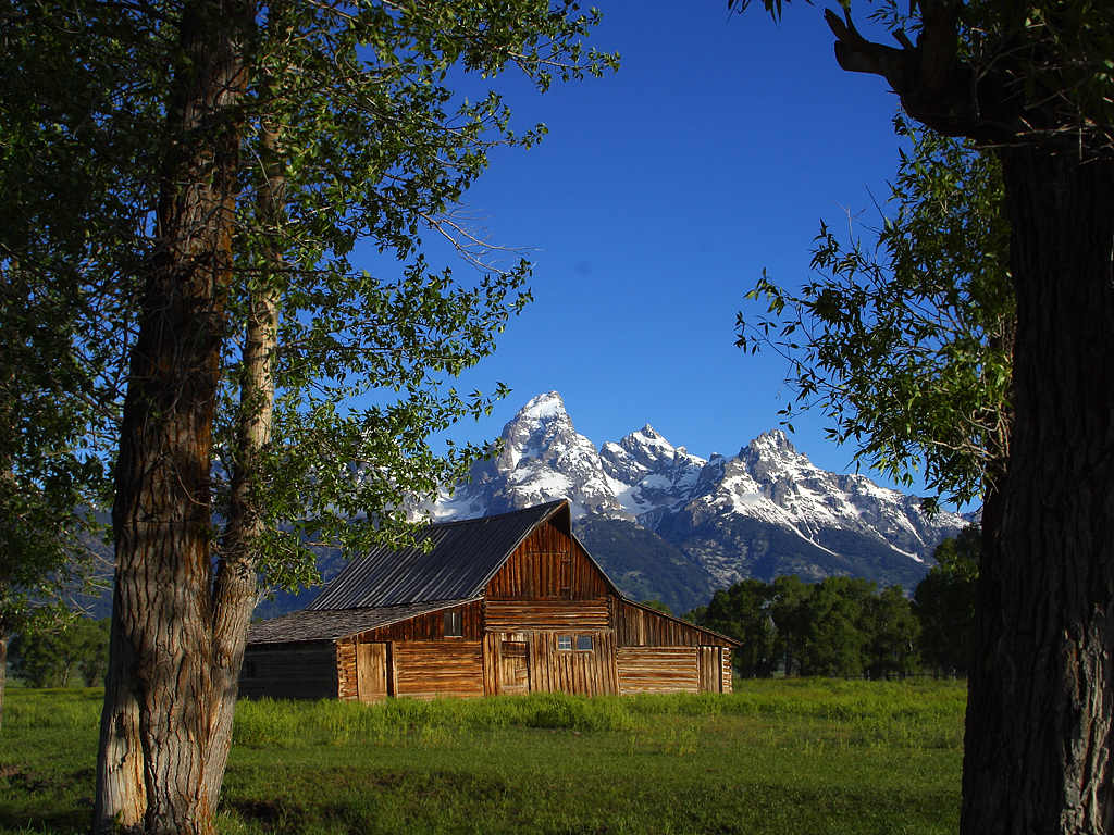 /style/source/Mountains.jpg?size=150x